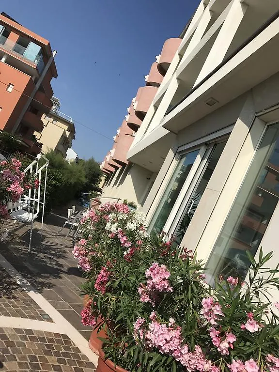 Hotel Gorini Bellaria-Igea Marina 3*,